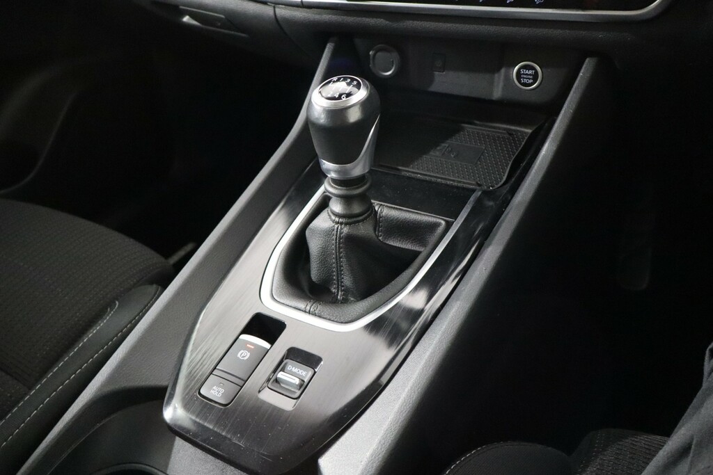 Nissan Qashqai Acenta Premium Black #20