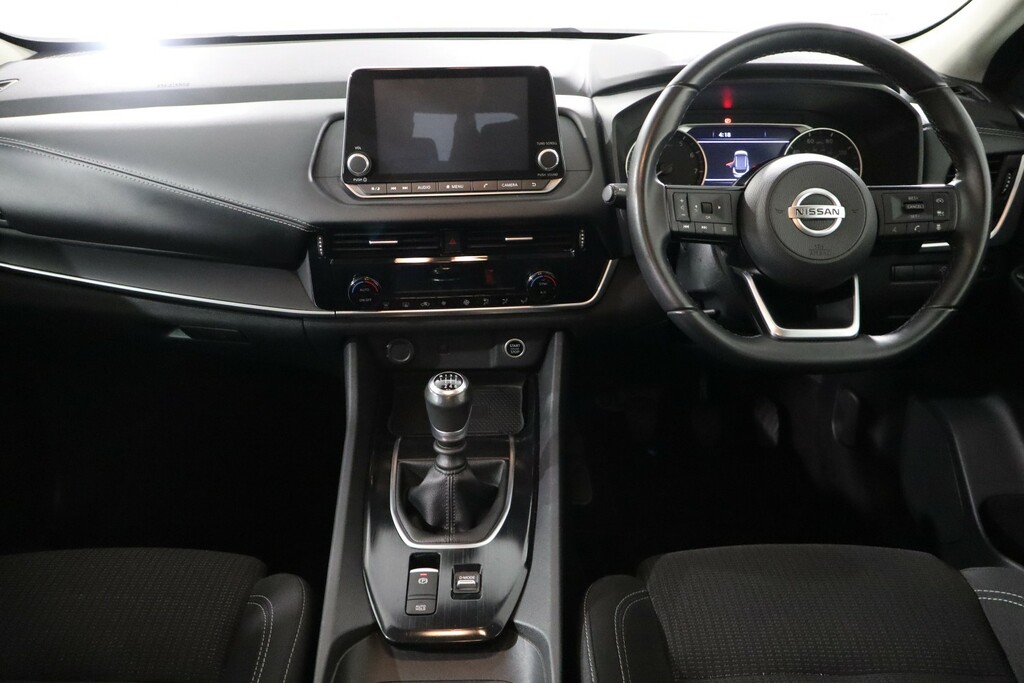 Nissan Qashqai Acenta Premium Black #11