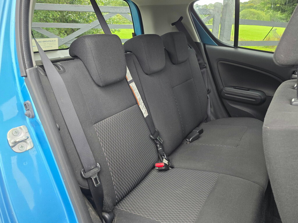 Suzuki Splash Splash Sz2 Red #7