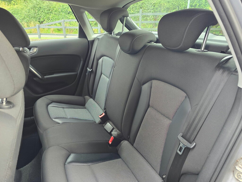 Audi A1 1.4 Tfsi Sport Sportback Euro 6 Silver #4