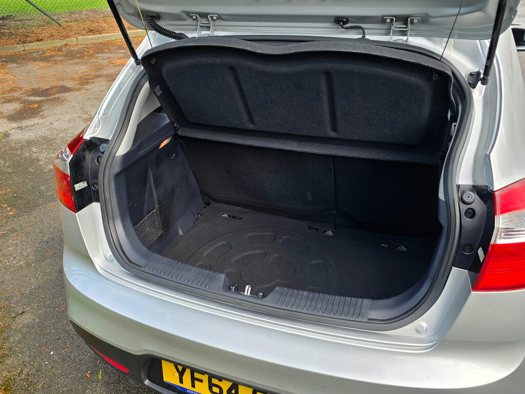 Kia RIO 1.25 Vr7 Hatchback Euro 5 84 Bh Silver #6