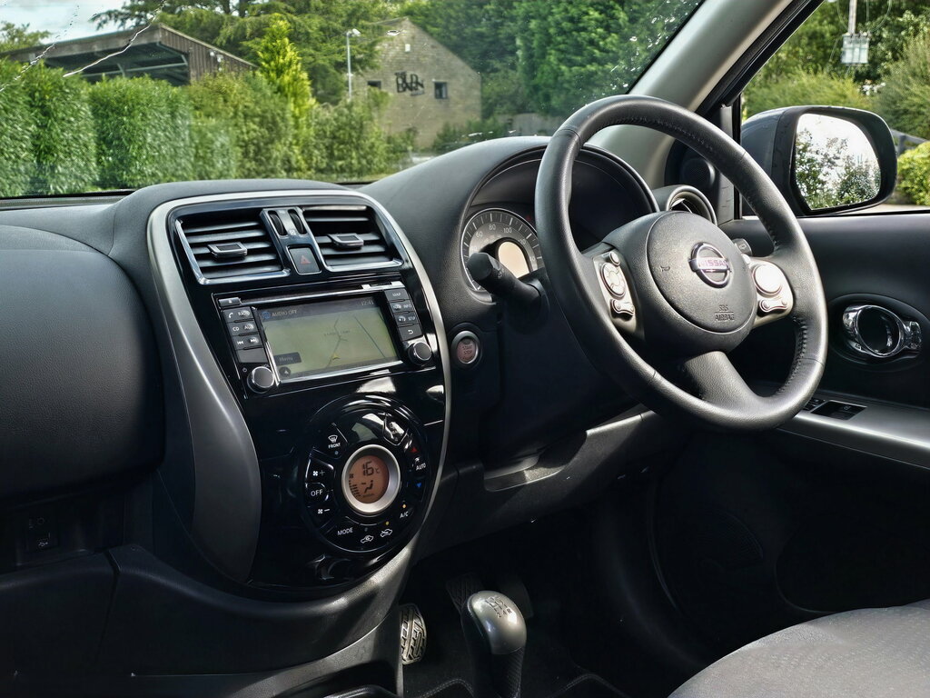 Nissan Micra 1.2 Dig-s Tekna Hatchback Euro 6 Grey #2