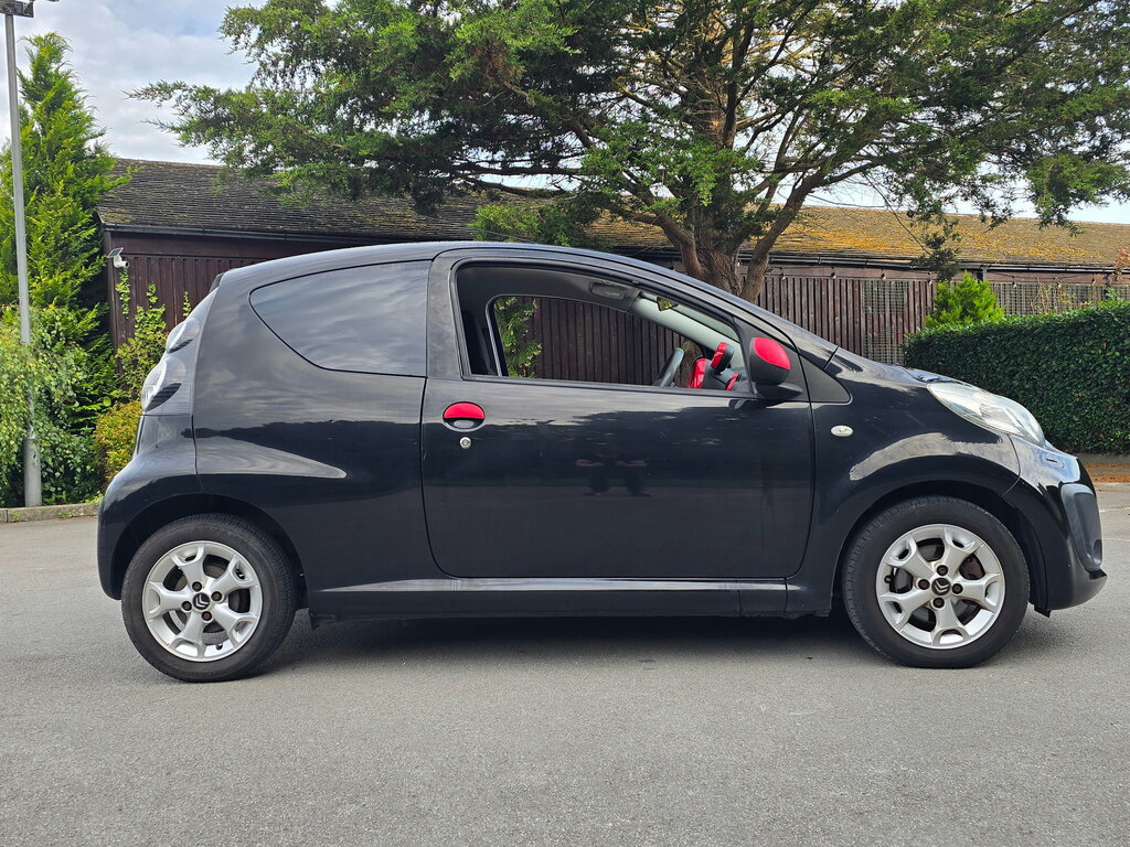 Citroen C1 1.0 Vt 5-Door Red #12