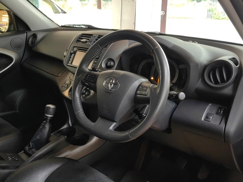Toyota Rav 4 Black #12