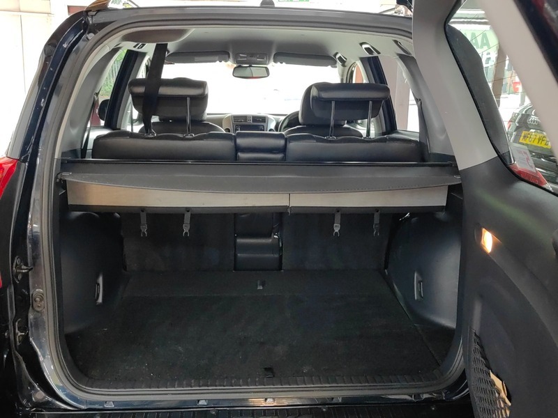 Toyota Rav 4 Black #16