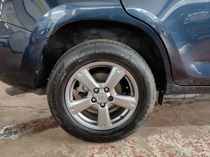 Toyota Rav 4 Black #39