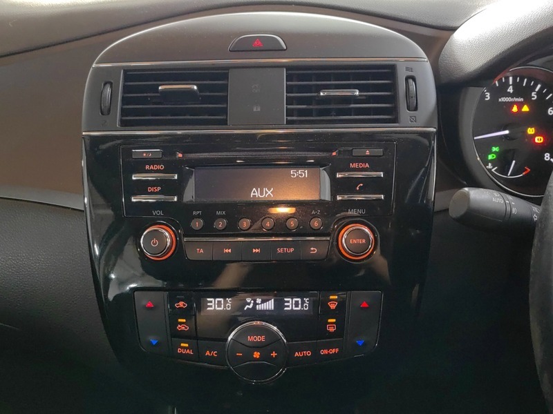Nissan Pulsar 1.2 Acenta Tech Pack Sat Nav, Camera, Keyless Blue #9
