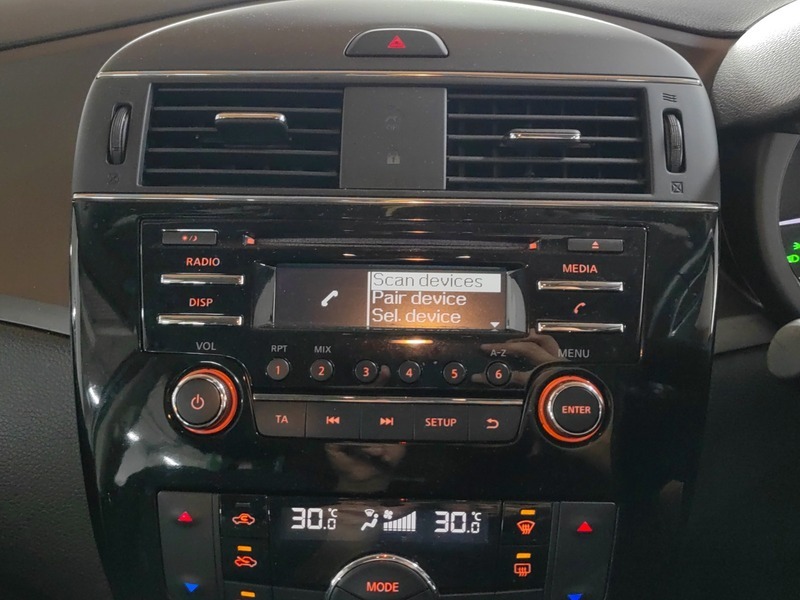 Nissan Pulsar 1.2 Acenta Tech Pack Sat Nav, Camera, Keyless Blue #10