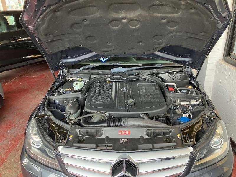 Mercedes-Benz C Class Executive Se White #12