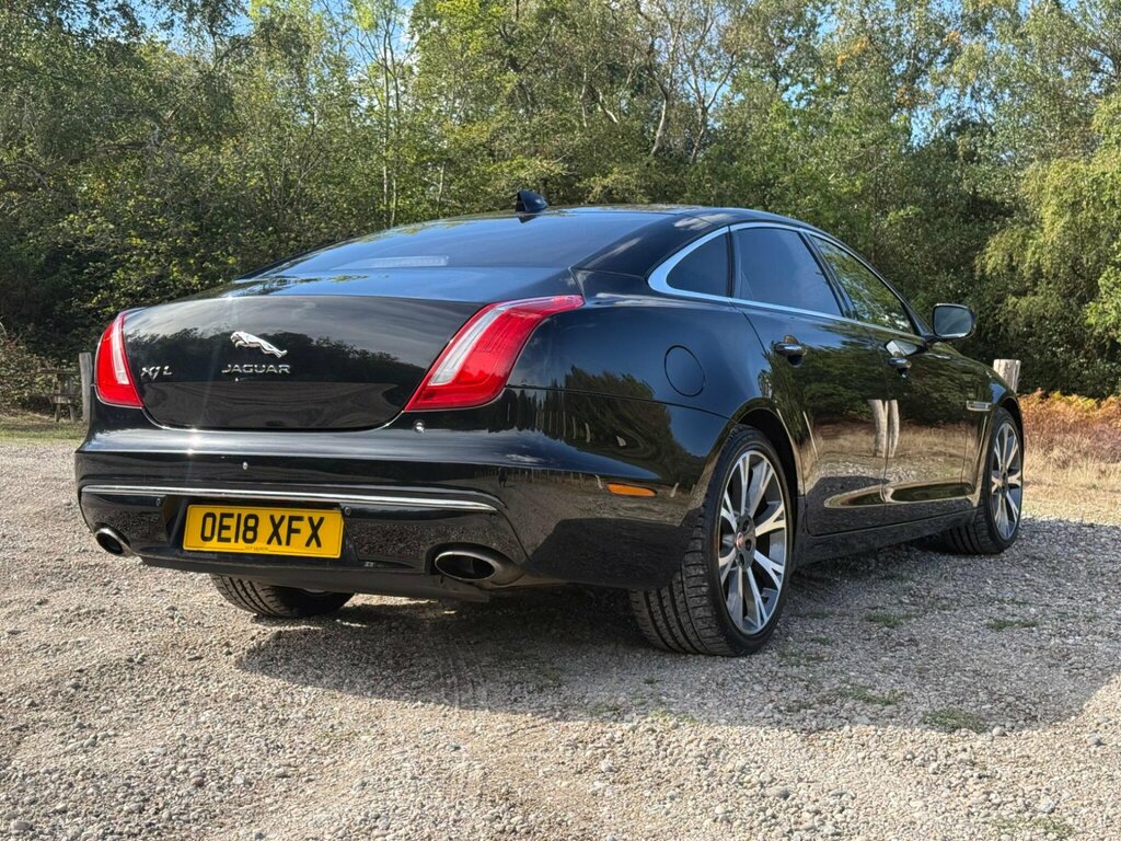 Jaguar XJ 3.0D V6 Portfolio Euro 6 Ss Lwb Black #3