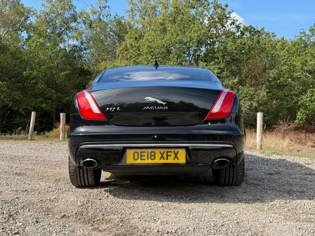 Jaguar XJ 3.0D V6 Portfolio Euro 6 Ss Lwb Black #4