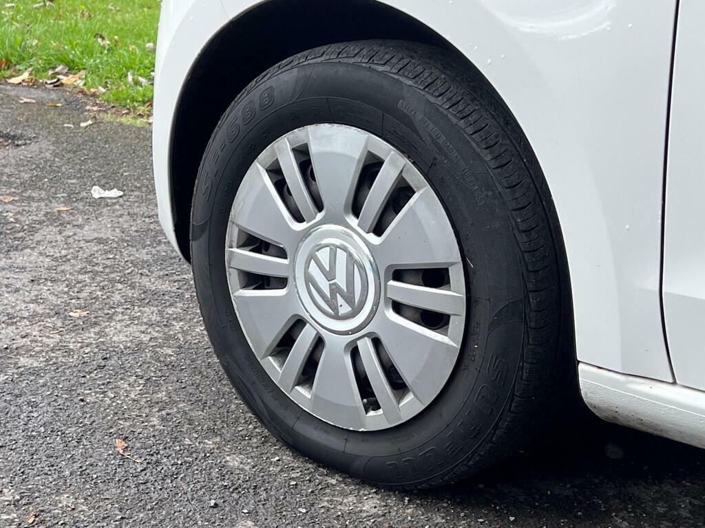 Volkswagen Up Move Up White #39