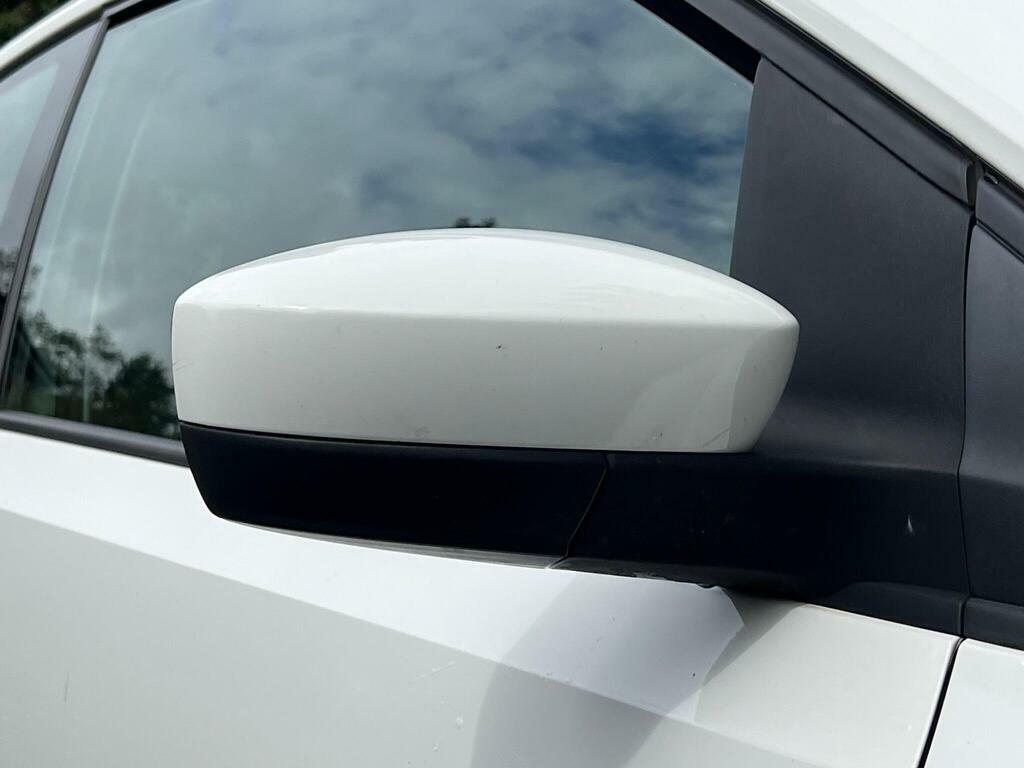 Volkswagen Up Move Up White #13