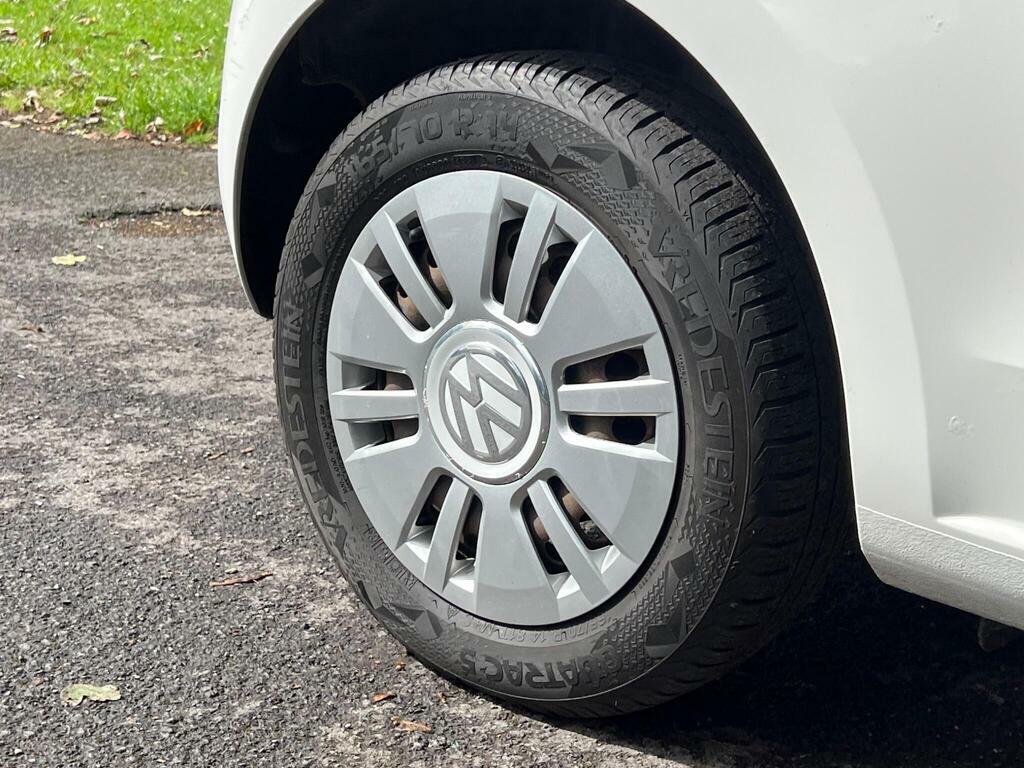 Volkswagen Up Move Up White #37