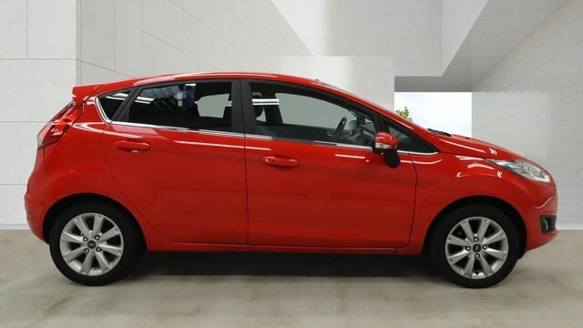 Ford Fiesta 1.0 Titanium Hatchback Red #5