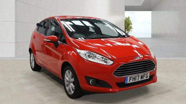 Ford Fiesta 1.0 Titanium Hatchback Red