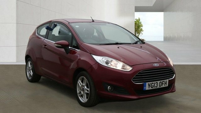 Ford Fiesta 1.0T Ecoboost Zetec Hatchback Red