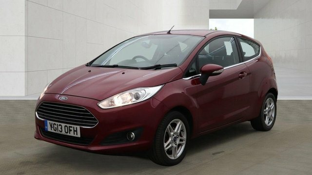 Ford Fiesta 1.0T Ecoboost Zetec Hatchback Red #2