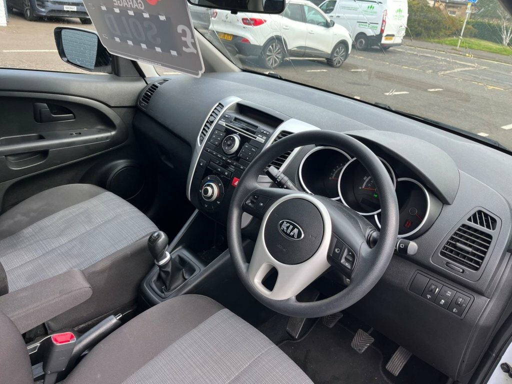 Kia Venga 1.4L 1 White #6
