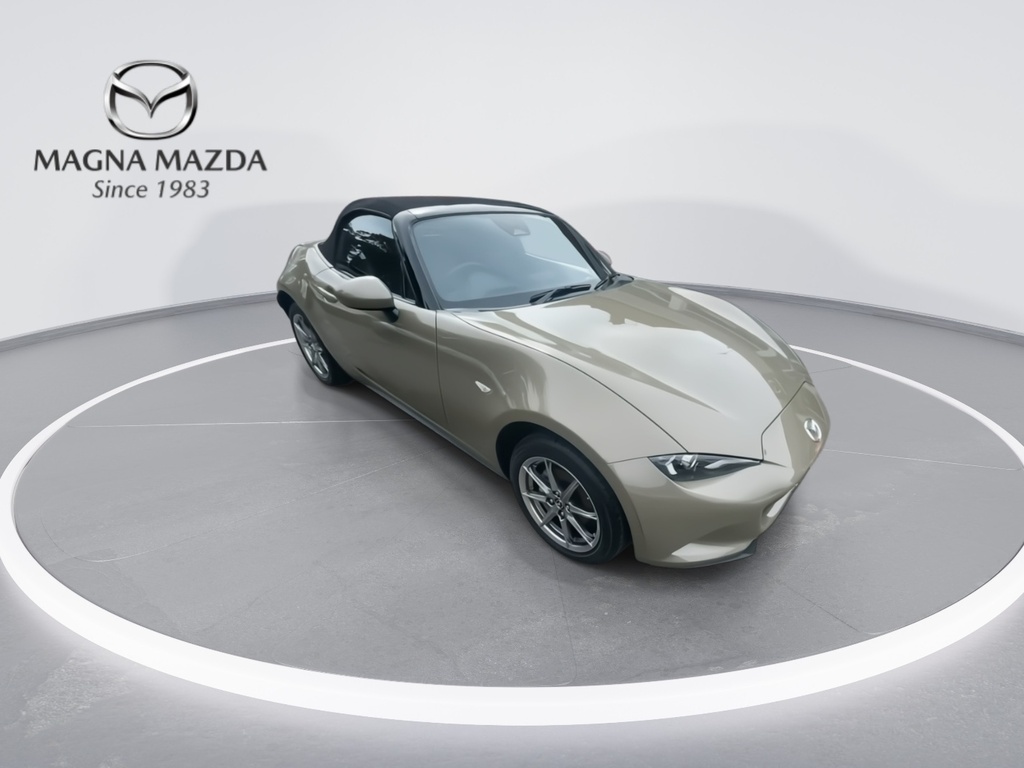 Mazda MX-5 1.5 Skyactiv-g Exclusive-line Roadster Brown #2