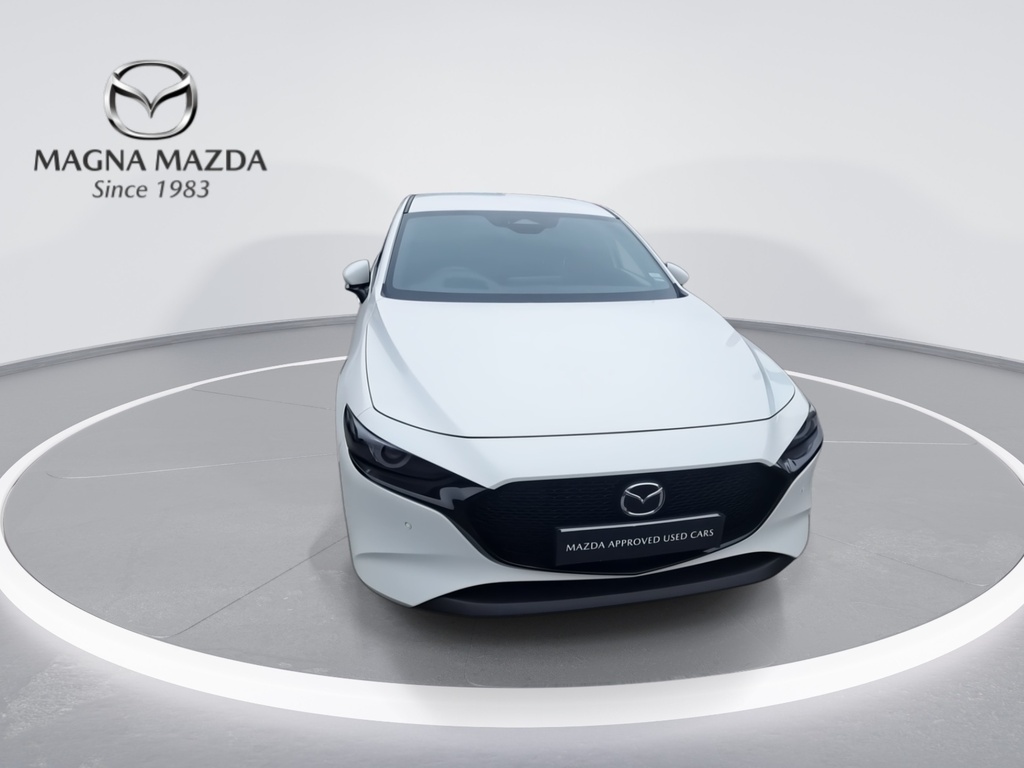 Mazda 3 2.5 E-skyactiv-g Mhev Exclusive-line Hatchback White #3