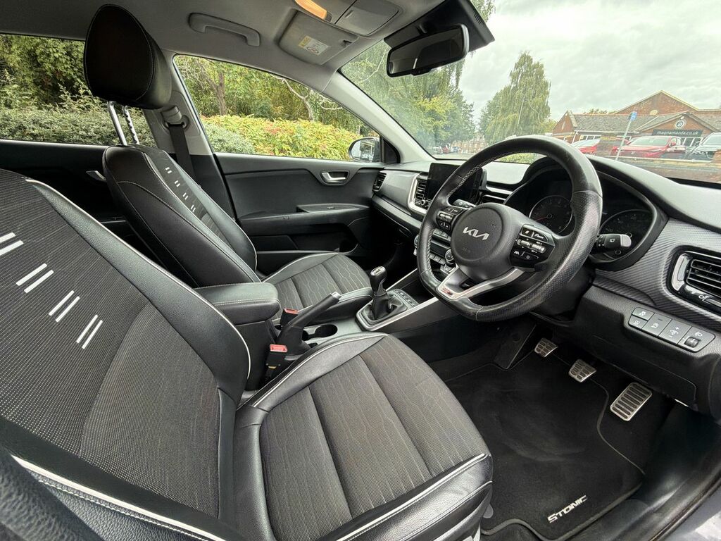 Kia Stonic 1.0 T-gdi Mhev Gt-line S Suv Hybrid Man Yellow #2