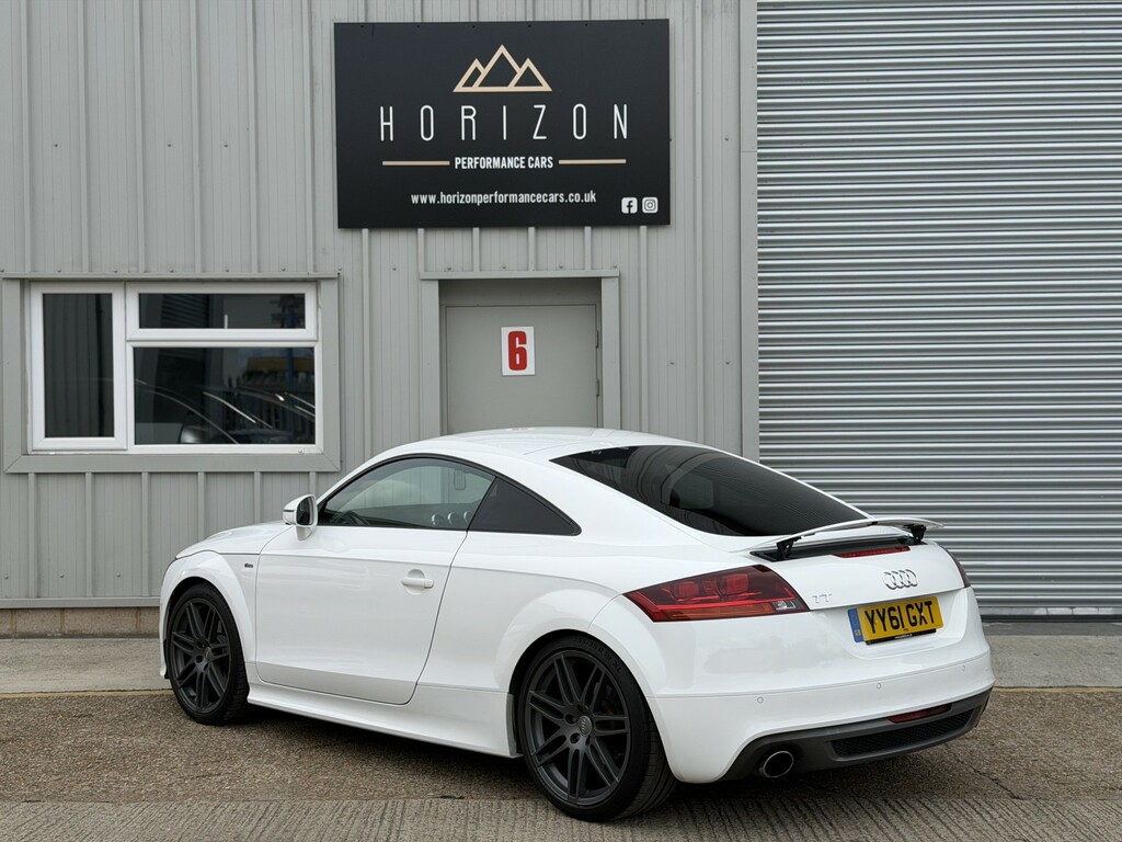 Audi TT 2.0 Tfsi Black Edition White #6