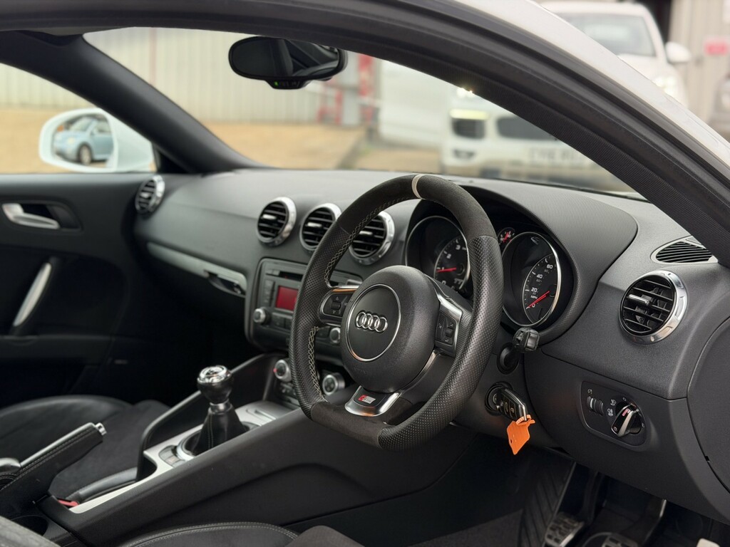 Audi TT Tfsi Quattro S Tronic White #25