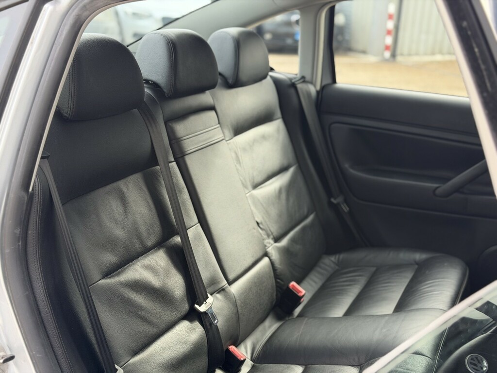 Volkswagen Passat 1.9 Tdi Pd Highline Blue #49