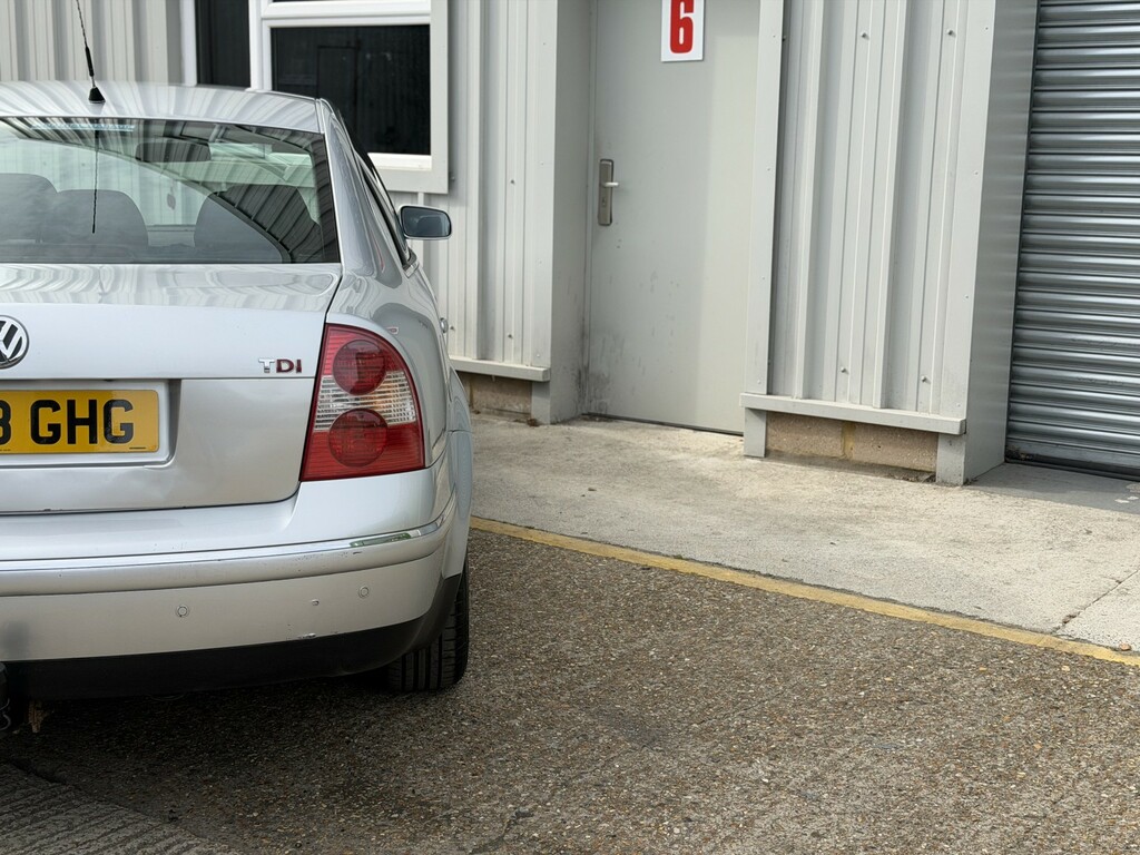 Volkswagen Passat 1.9 Tdi Pd Highline Blue #28