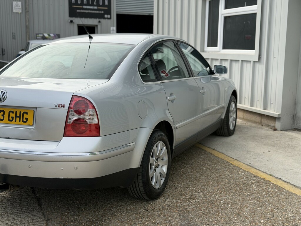 Volkswagen Passat 1.9 Tdi Pd Highline Blue #29