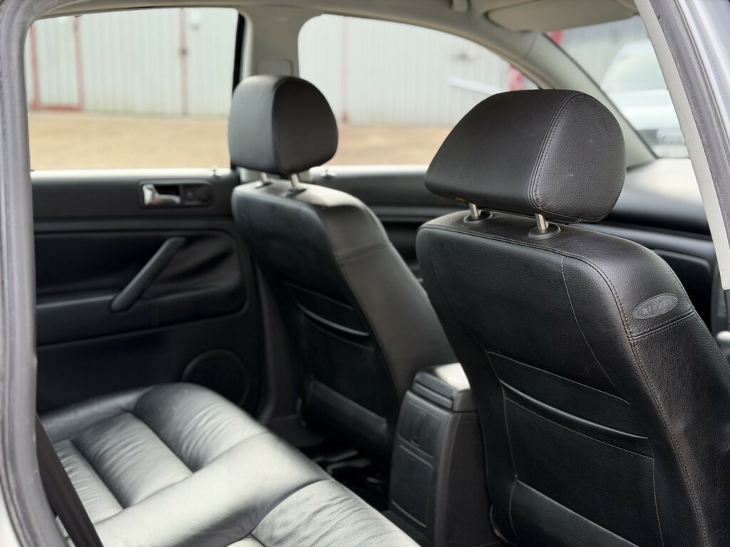 Volkswagen Passat 1.9 Tdi Pd Highline Blue #48