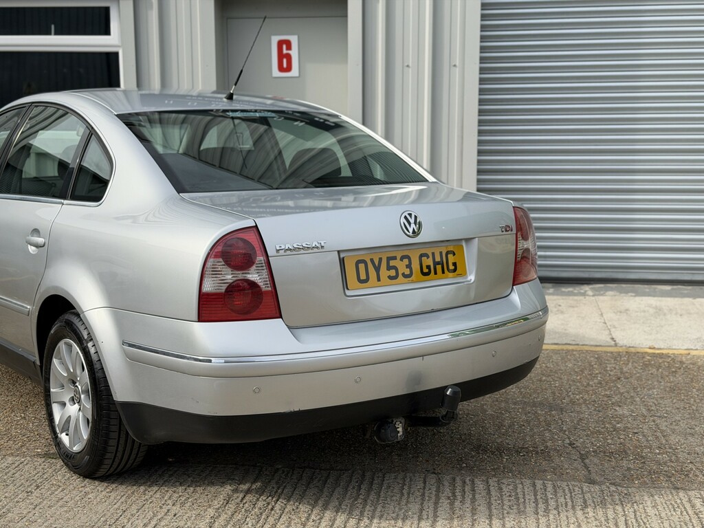 Volkswagen Passat 1.9 Tdi Pd Highline Blue #26