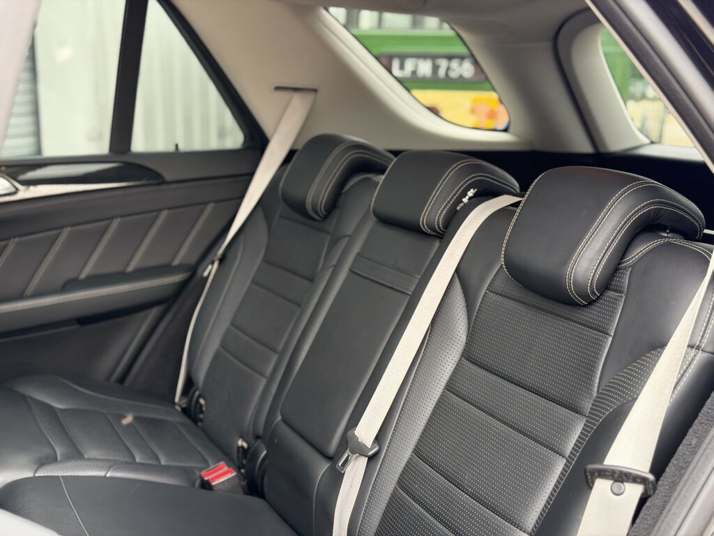 Mercedes-Benz GLE Class Gle 250 D 4Matic Amg Line Grey #64