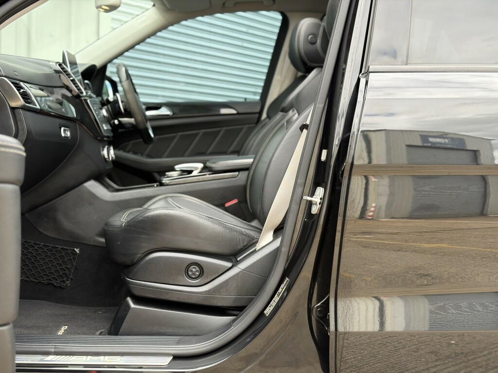 Mercedes-Benz GLE Class Gle 250 D 4Matic Amg Line Grey #57