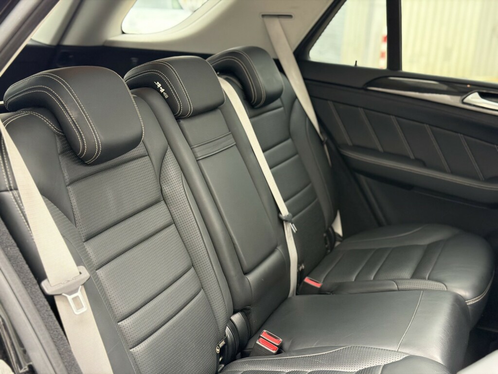 Mercedes-Benz GLE Class Gle 250 D 4Matic Amg Line Grey #61