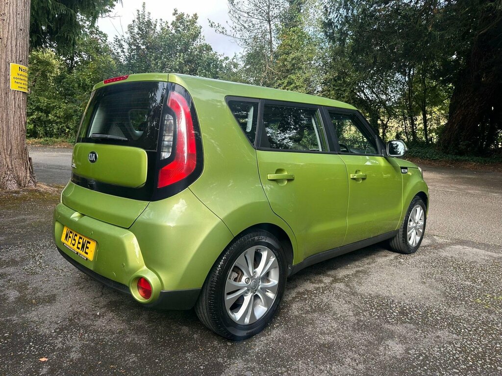 Kia Soul 1.6 Crdi Connect Plus #9