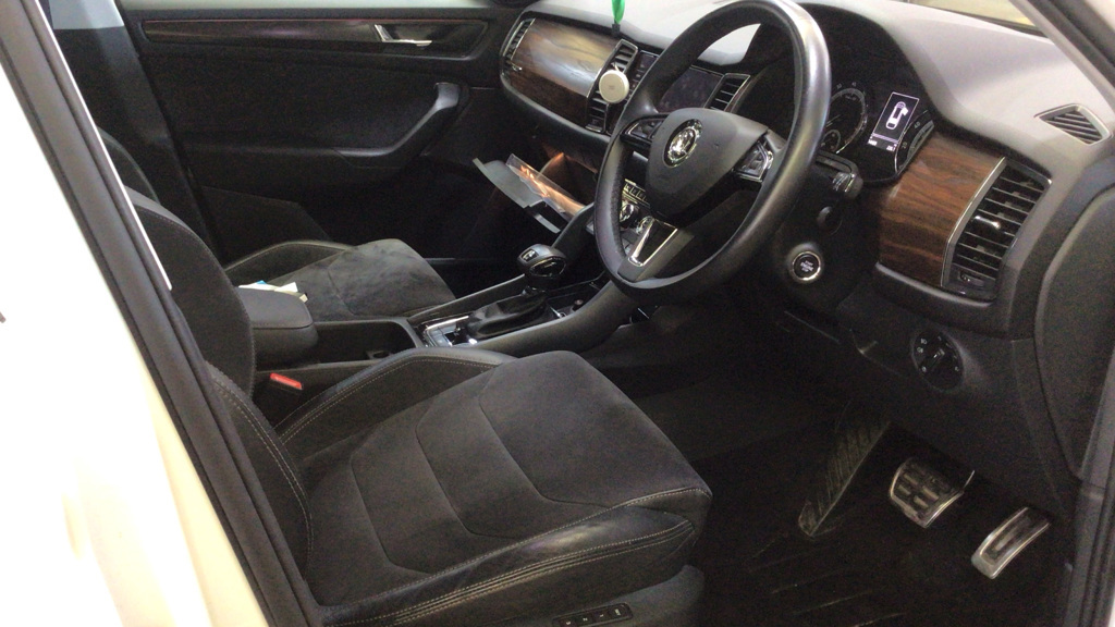 Skoda Kodiaq Se Technology Blue #10