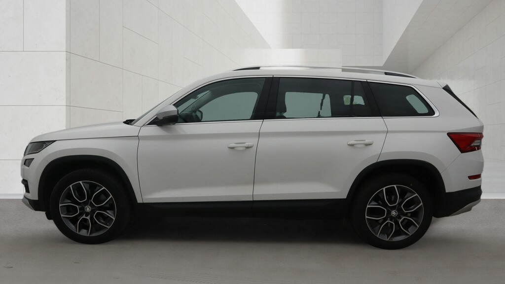 Skoda Kodiaq 2.0 Tsi Scout Suv Dsg 4Wd Euro 6 Ss White #6