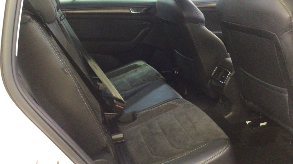 Skoda Kodiaq Se Technology Blue #9