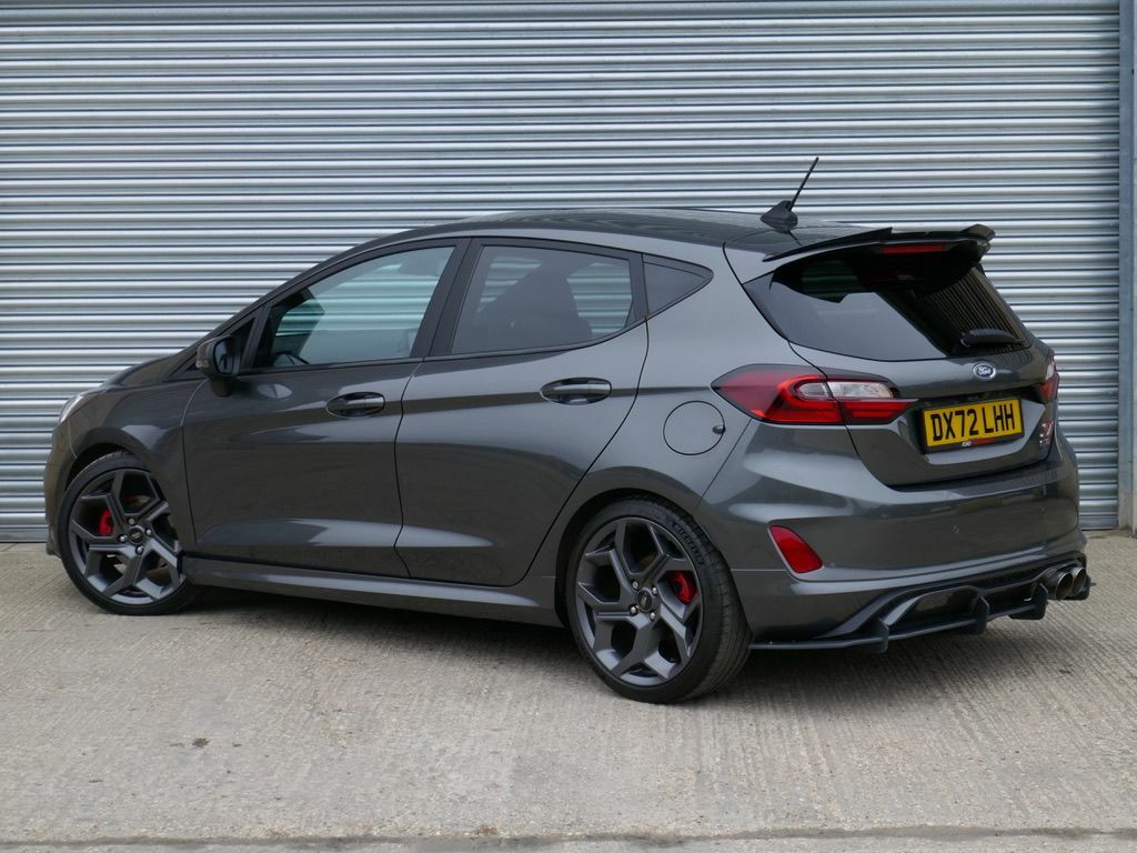 Ford Fiesta Titanium Red #74