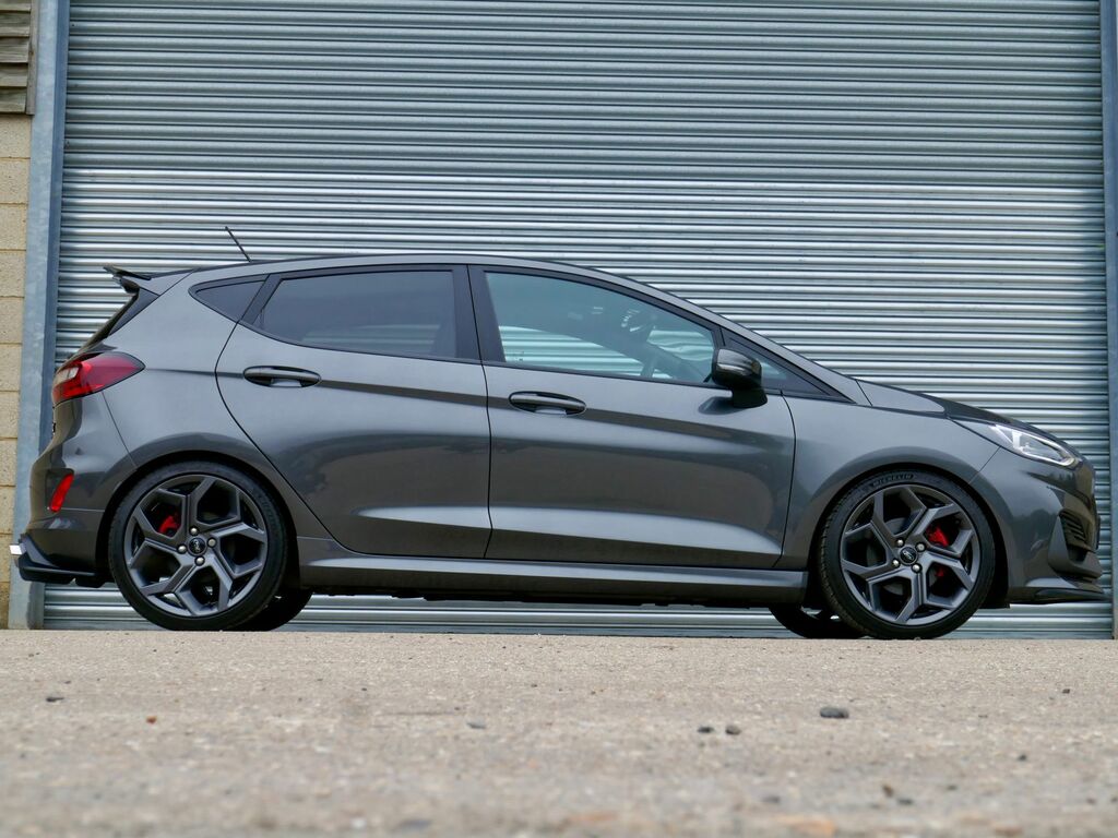 Ford Fiesta Titanium Red #23
