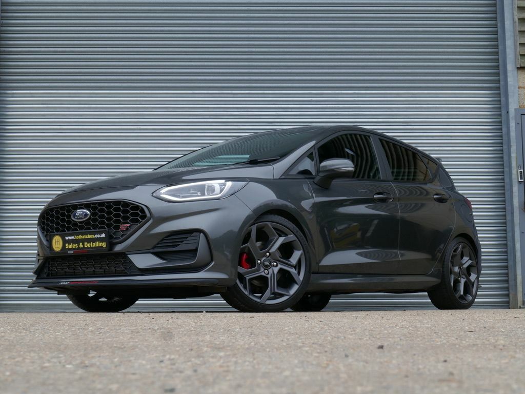 Ford Fiesta Titanium Red #60