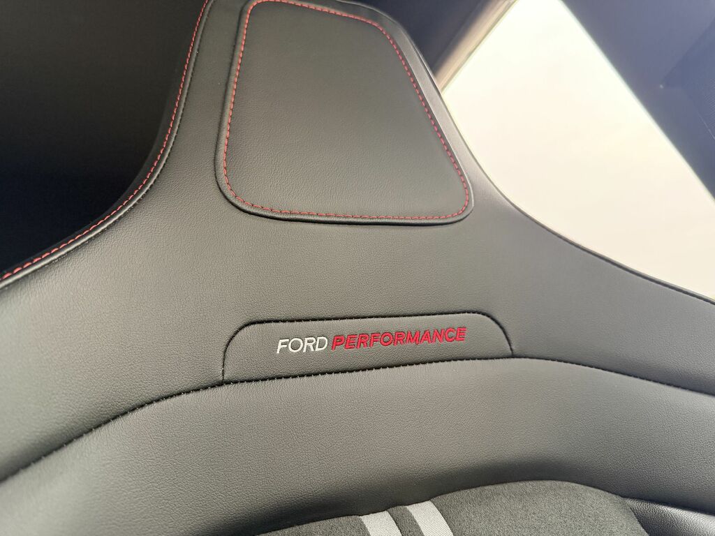 Ford Fiesta Titanium Red #48