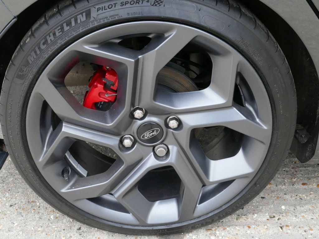 Ford Fiesta Titanium Red #52