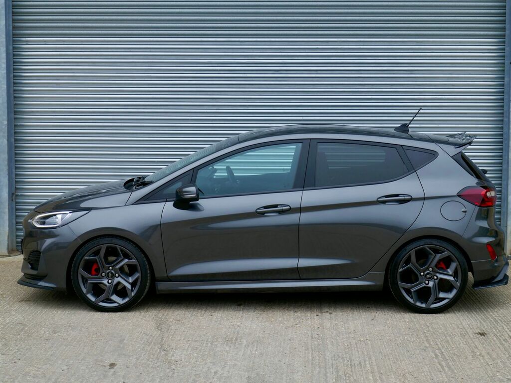 Ford Fiesta Titanium Red #36
