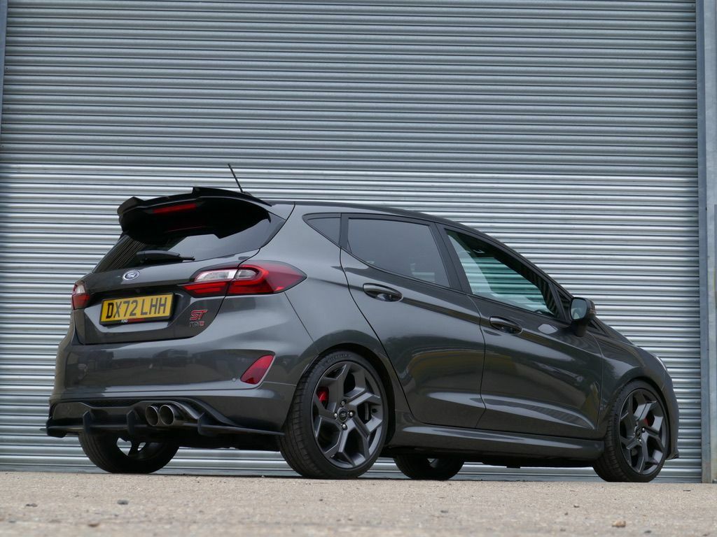 Ford Fiesta Titanium Red #68