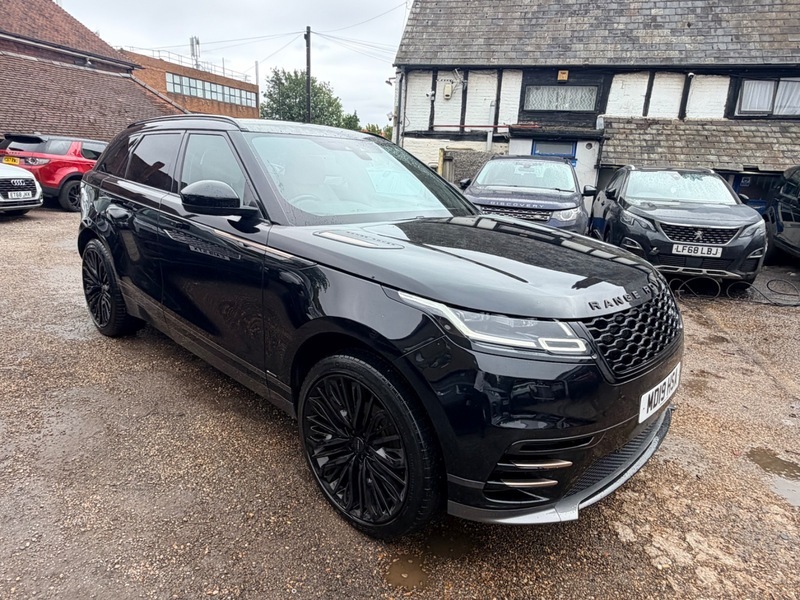 Land Rover Range Rover Velar R-dynamic S Black #4