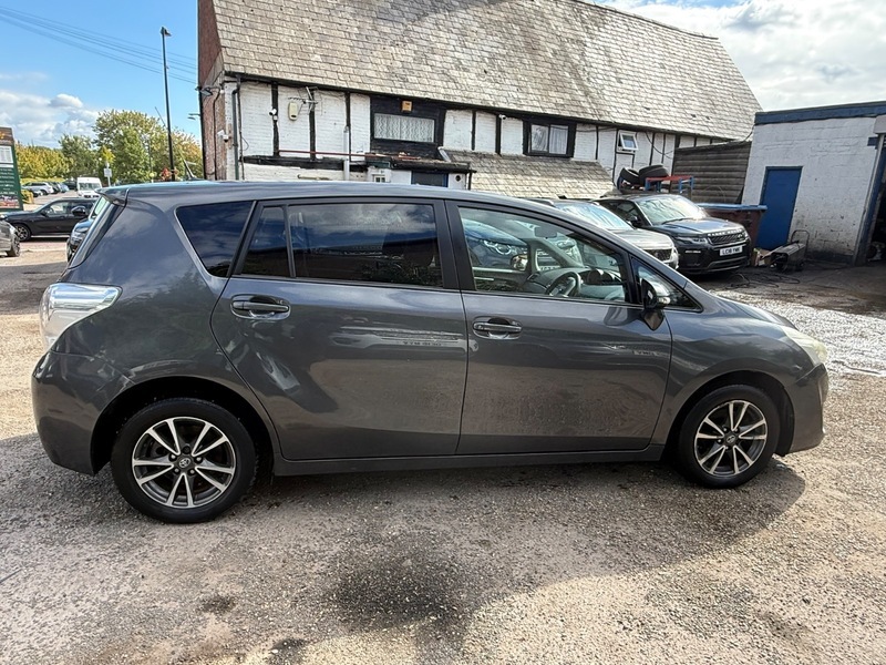 Toyota Verso Valvematic Active Grey #7