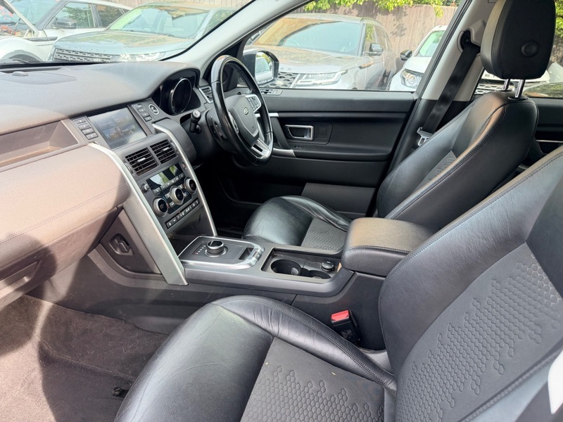 Land Rover Discovery Sport Td4 Se Tech White #2